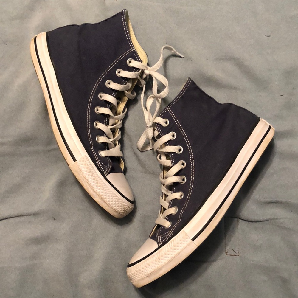 Navy Converse: High Top